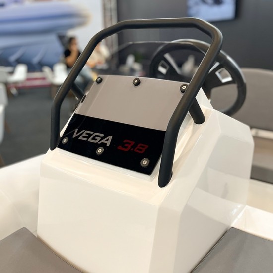 Northstar Vega 3.8  Fi̇ber Tabanlı Boat